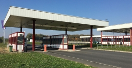 HATÁRÁTKELŐ 1.JPG