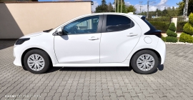 TOYOTA YARIS (1).jpg