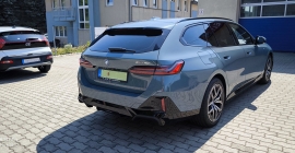 BMW i5 (4).jpg