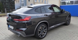 BMW (1).jpg